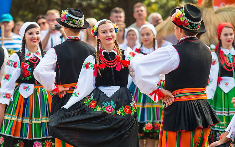 آداب و رسوم مردم کشور لهستان